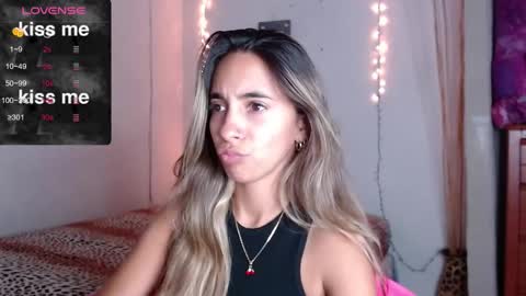 Snapshot of mitchwilson1 chatting on 10/16/25, 10:33 mitchwilson1 online show from 10/16/25, 10:33