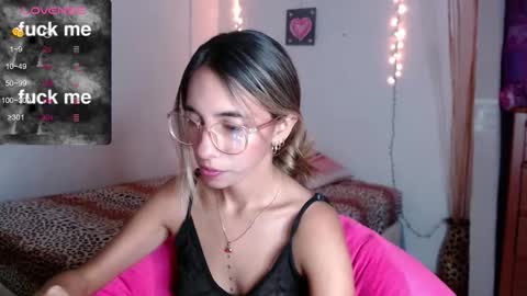 Snapshot of mitchwilson1 chatting on 10/25/25, 11:54 mitchwilson1 online show from 10/25/25, 11:54