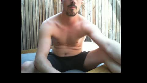Snapshot of mitsch01 chatting on 05/23/26, 01:04 Mitsch online show from 05/23/26, 01:04