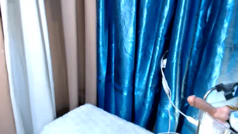Snapshot of mitsubishixxx chatting on 10/12/25, 01:48 Nardz online show from 10/12/25, 01:48