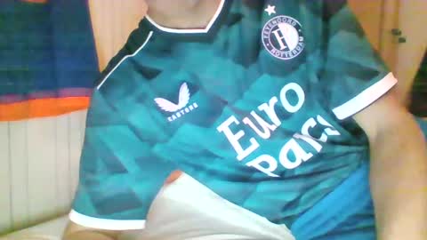 mitta93 online show from 12/12/24, 06:42