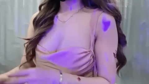 miu_cute online show from 04/24/26, 08:17