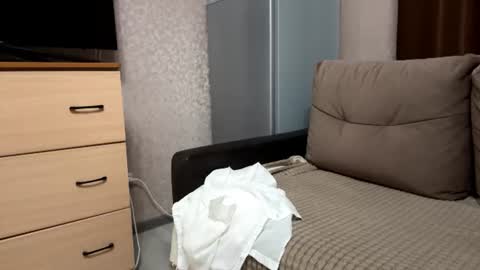 Snapshot of mivique chatting on 06/11/26, 02:53 mivique online show from 06/11/26, 02:53