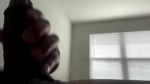 Snapshot of mixed7up chatting on 12/16/25, 06:46 mixed7up online show from 12/16/25, 06:46