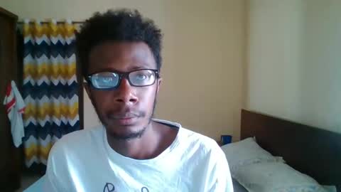 mixedboy_sexy online show from 12/17/25, 09:04