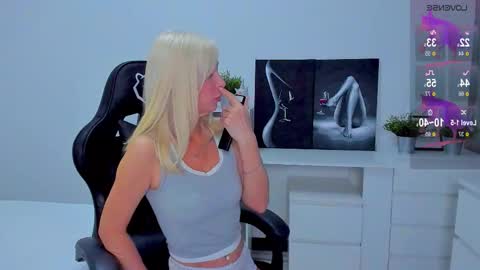 Miya online show from 01/10/26, 04:53