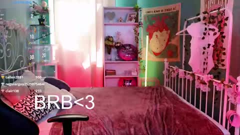 Snapshot of mizukinoyoru chatting on 03/09/25, 12:09 Mizuki online show from 03/09/25, 12:09