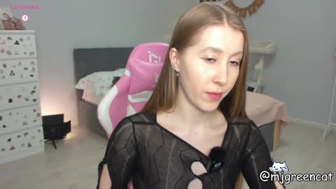 mj  online show from 02/09/25, 03:12