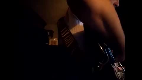 Snapshot of mjmckenz55 chatting on 10/05/25, 01:15 Daddy720 online show from 10/05/25, 01:15