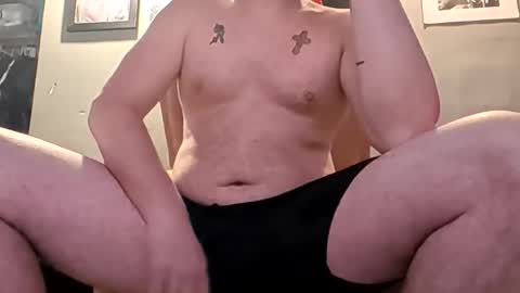 Snapshot of mjmckenz55 chatting on 01/10/26, 08:32 Daddy720 online show from 01/10/26, 08:32