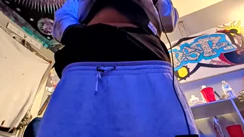 Snapshot of mjmckenz55 chatting on 02/13/26, 12:17 Daddy720 online show from 02/13/26, 12:17