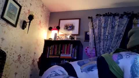 Snapshot of mjr93 chatting on 01/19/25, 09:01 Ebony Ivory online show from 01/19/25, 09:01