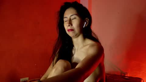 MoonLipson online show from 01/13/25, 09:41