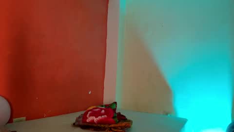 MoonLipson online show from 01/28/25, 03:57