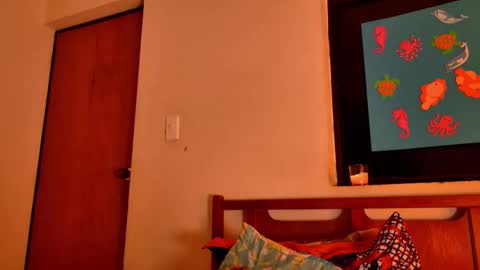 MoonLipson online show from 09/11/25, 05:29