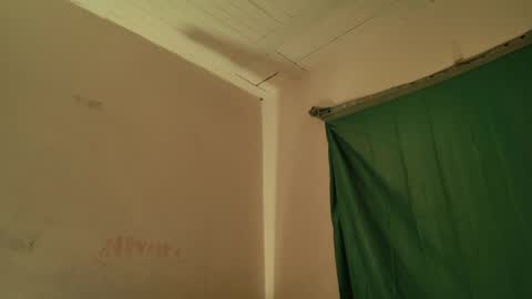 MoonLipson online show from 04/23/26, 08:46