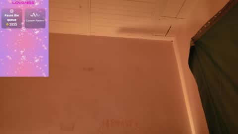 MoonLipson online show from 06/09/26, 12:44