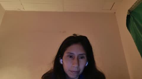 Snapshot of mli739709 chatting on 06/19/26, 03:11 MoonLipson online show from 06/19/26, 03:11
