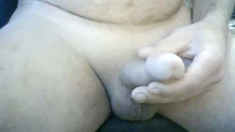 Snapshot of mlkklm47 chatting on 10/19/25, 04:02 mlkklm47 online show from 10/19/25, 04:02