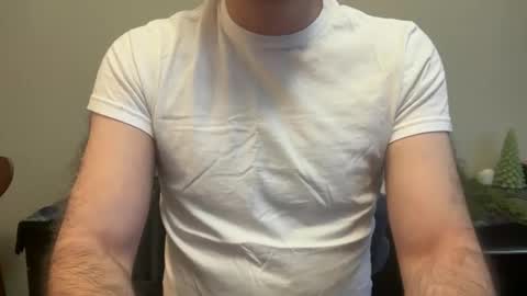 Snapshot of mlsex07 chatting on 12/03/25, 12:58 LakeheadM online show from 12/03/25, 12:58