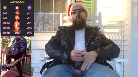 Snapshot of mmazsnake chatting on 12/17/24, 08:32 SMOKINsnakeEYEZ online show from 12/17/24, 08:32