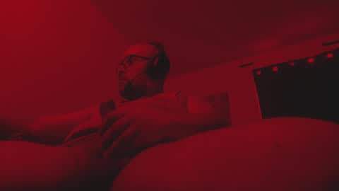 Snapshot of mmbaby86 chatting on 09/28/25, 10:48 blazze online show from 09/28/25, 10:48