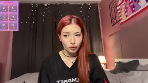 Snapshot of mmkakpoxyi22 chatting on 07/18/26, 08:01 alice and ray online show from 07/18/26, 08:01