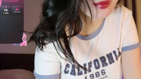 Snapshot of mmm_sweety_kitty chatting on 02/08/26, 12:25 mmm_sweety_kitty online show from 02/08/26, 12:25