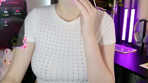 Snapshot of mmm_sweety_kitty chatting on 02/19/26, 08:10 mmm_sweety_kitty online show from 02/19/26, 08:10