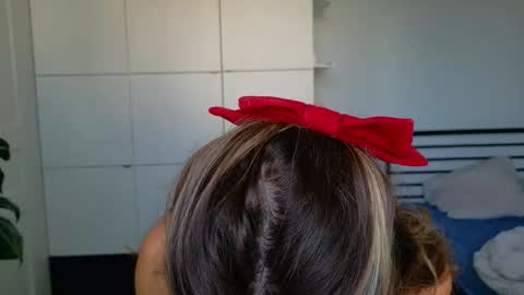 Snapshot of mmminnie chatting on 11/13/25, 10:47 mmminnie online show from 11/13/25, 10:47