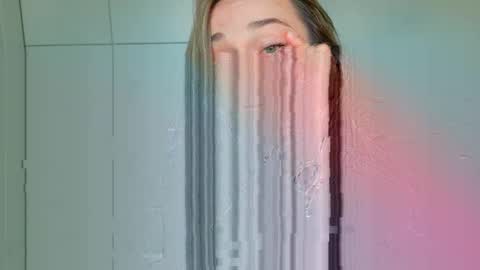 mmminnie online show from 04/19/26, 04:17