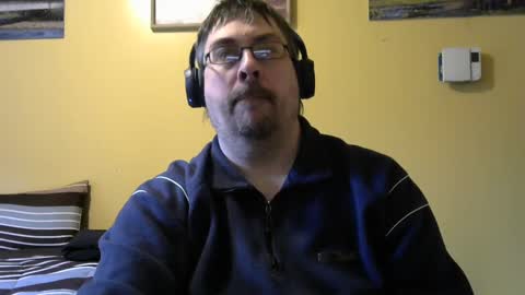 Snapshot of mmr45 chatting on 12/29/24, 08:48 mmr45 online show from 12/29/24, 08:48