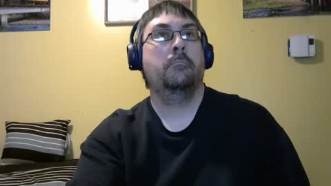 Snapshot of mmr45 chatting on 01/04/25, 05:05 mmr45 online show from 01/04/25, 05:05