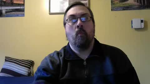 Snapshot of mmr45 chatting on 01/23/25, 11:26 mmr45 online show from 01/23/25, 11:26