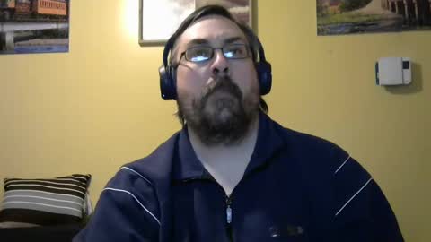 Snapshot of mmr45 chatting on 02/02/25, 04:59 mmr45 online show from 02/02/25, 04:59