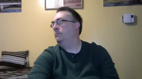 mark online show from 06/08/26, 03:40