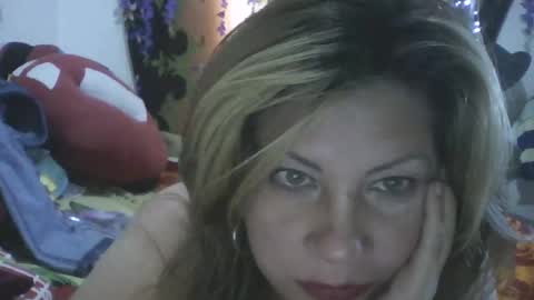 Snapshot of mmsexymm84 chatting on 02/19/25, 07:05 mmsexymm84 online show from 02/19/25, 07:05