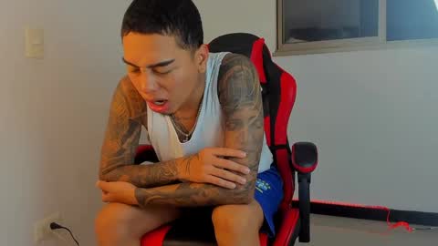 mnell28 online show from 04/24/26, 01:52