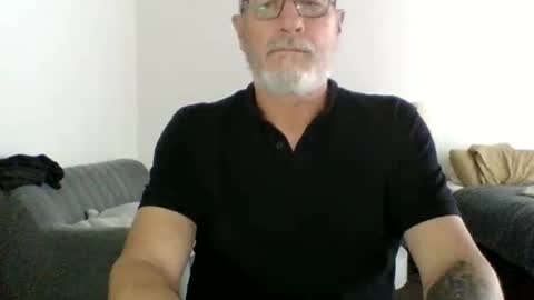 Snapshot of moamale chatting on 02/18/26, 03:02 moamale online show from 02/18/26, 03:02