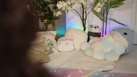 Snapshot of moan_4_you chatting on 05/16/26, 06:17 Ruxxx online show from 05/16/26, 06:17