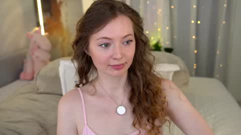 Snapshot of moan_elisa chatting on 06/20/26, 05:10 moan_elisa online show from 06/20/26, 05:10