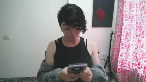 Snapshot of mocca_117 chatting on 06/13/26, 09:35 Sam online show from 06/13/26, 09:35