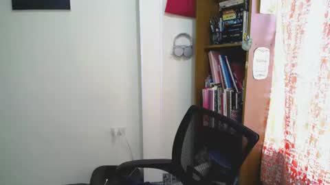 Snapshot of mocca_117 chatting on 07/10/26, 02:08 Sam online show from 07/10/26, 02:08