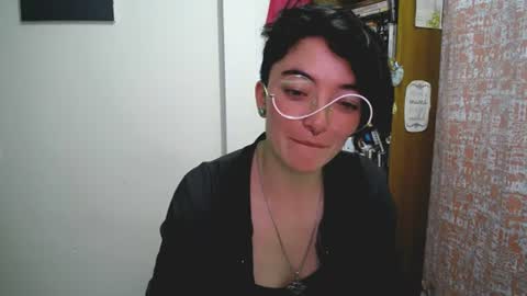 Snapshot of mocca_117 chatting on 07/12/26, 01:07 Sam online show from 07/12/26, 01:07