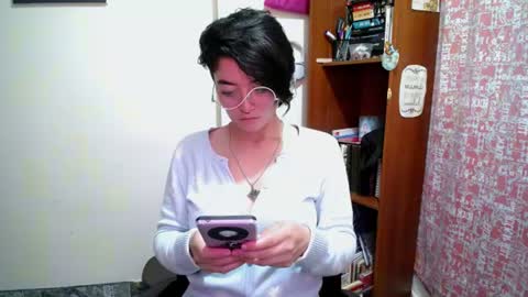 Snapshot of mocca_117 chatting on 07/19/26, 01:42 Sam online show from 07/19/26, 01:42