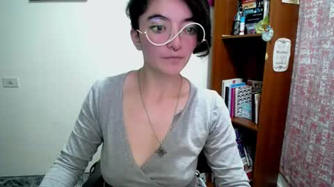 Snapshot of mocca_117 chatting on 07/25/26, 01:58 Sam online show from 07/25/26, 01:58