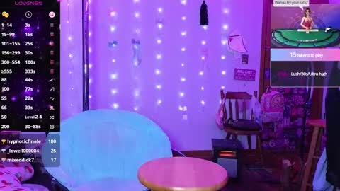 Snapshot of mocha_ chatting on 01/28/25, 04:50 MOCHA JAMES THE NPC online show from 01/28/25, 04:50