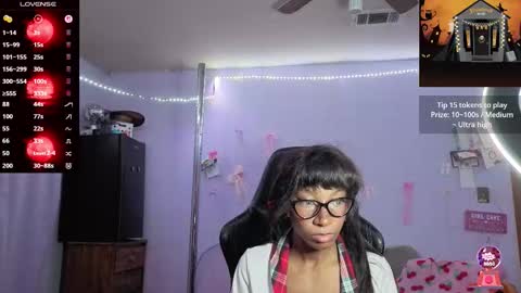 Snapshot of mocha_ chatting on 10/26/25, 05:35 MOCHA JAMES THE NPC online show from 10/26/25, 05:35