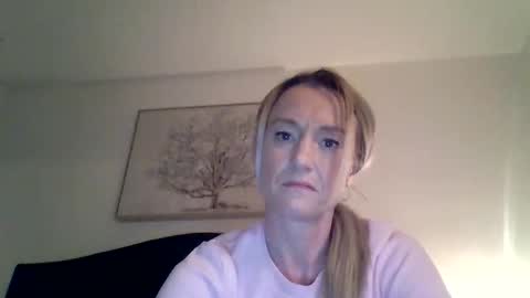 Snapshot of mockingbirds91 chatting on 05/22/26, 03:46 mockingbirds91 online show from 05/22/26, 03:46