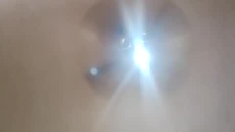 Snapshot of modelo_web18 chatting on 12/02/25, 12:32 camilo online show from 12/02/25, 12:32